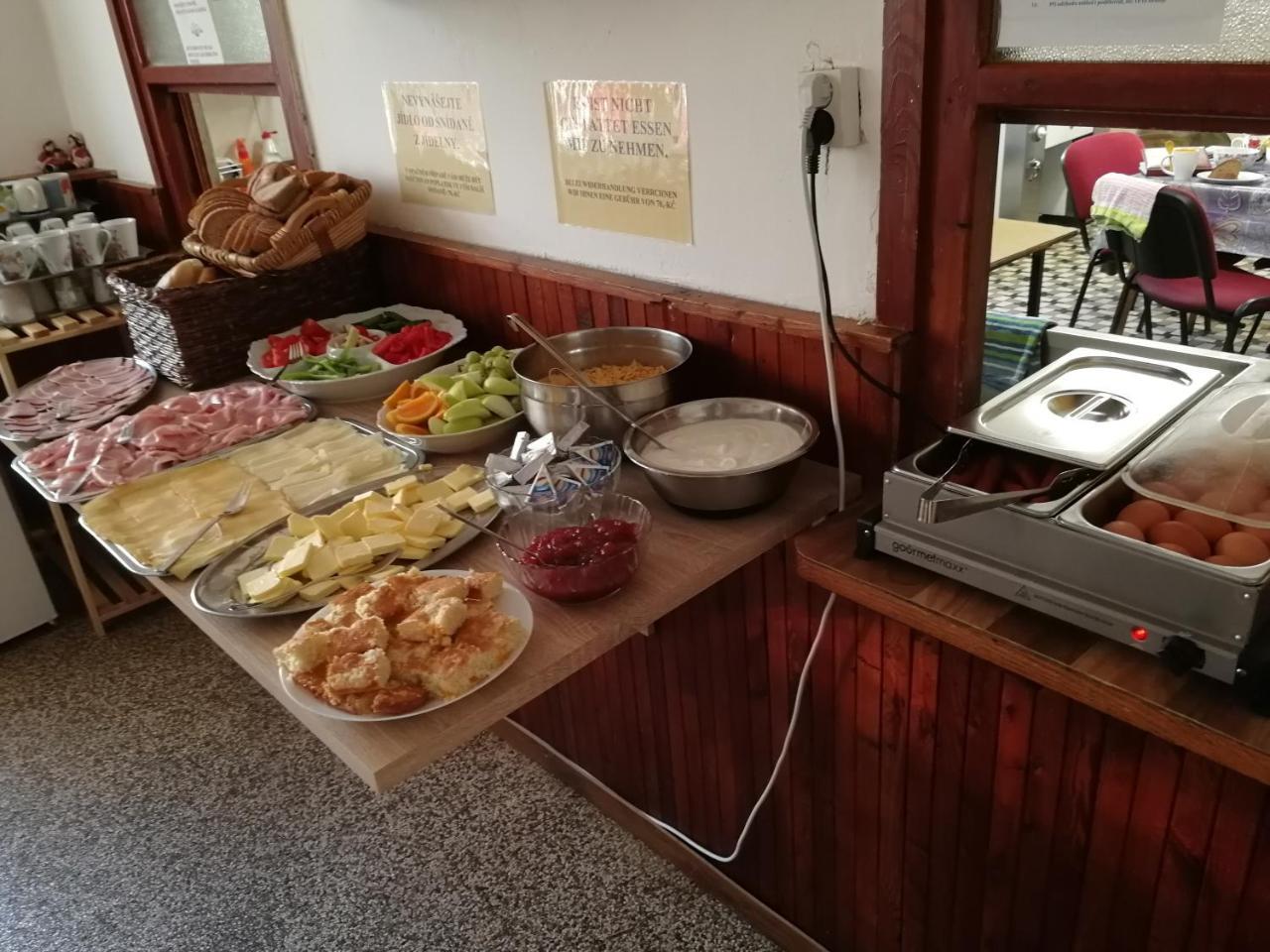 Hotel - Penzion M&M Jáchymov Zewnętrze zdjęcie